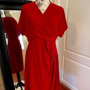 The Perfect Red! Evan-Picone Figure Flattering Side Ruching Dress. Size 12.